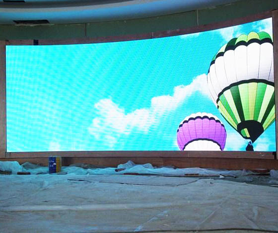 弧形LED顯示屏怎么做？怎樣安裝