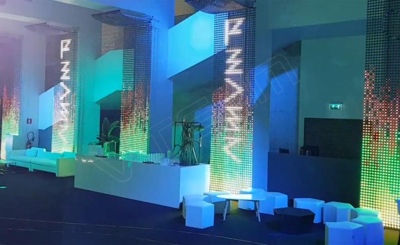 法國演出歌舞劇團(tuán) MJ4-P55