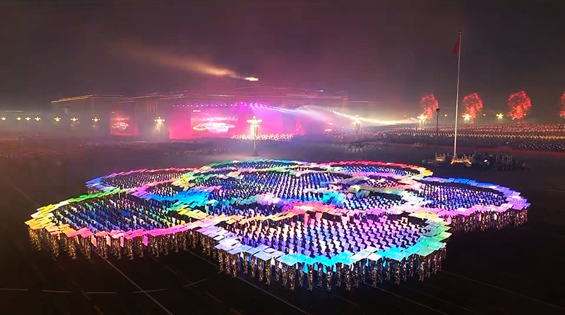 國慶聯(lián)歡會可折疊手持光影屏項(xiàng)目