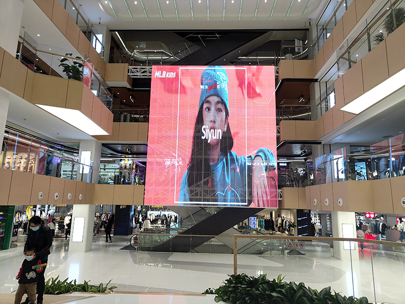 福州東百中心LED透明顯示屏項(xiàng)目